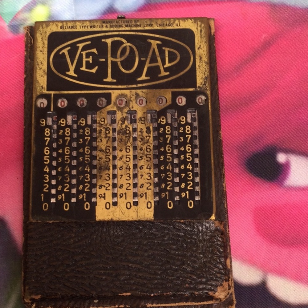 3 for 10🍀VE-PO-AD Vintage Handheld Calculator - Black & Gold
